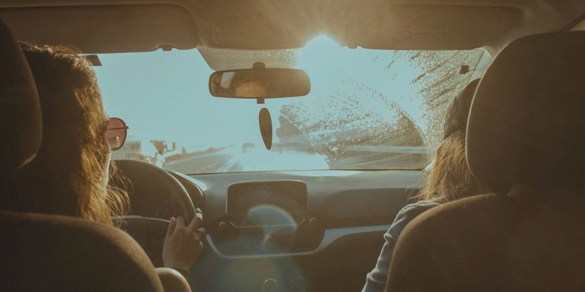 Vue intérieure pare-brise voiture Groupe Sofrap